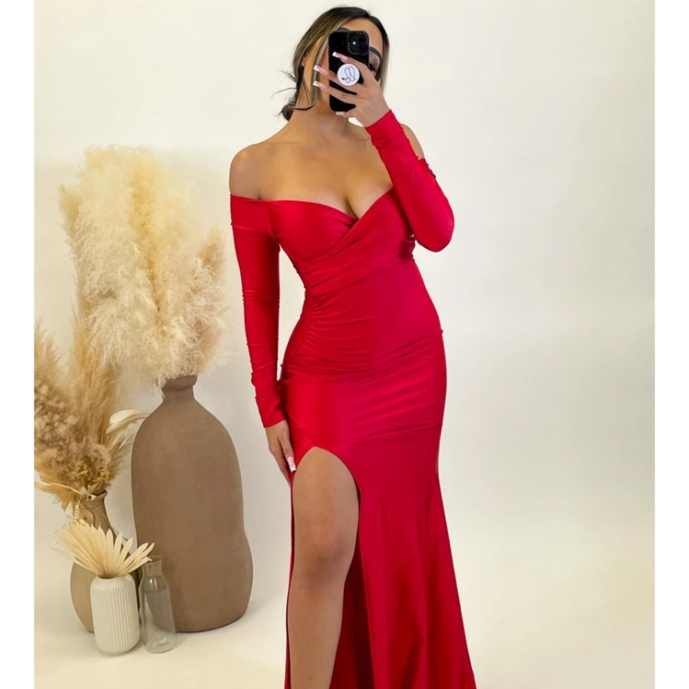 Classic red stretchy gown